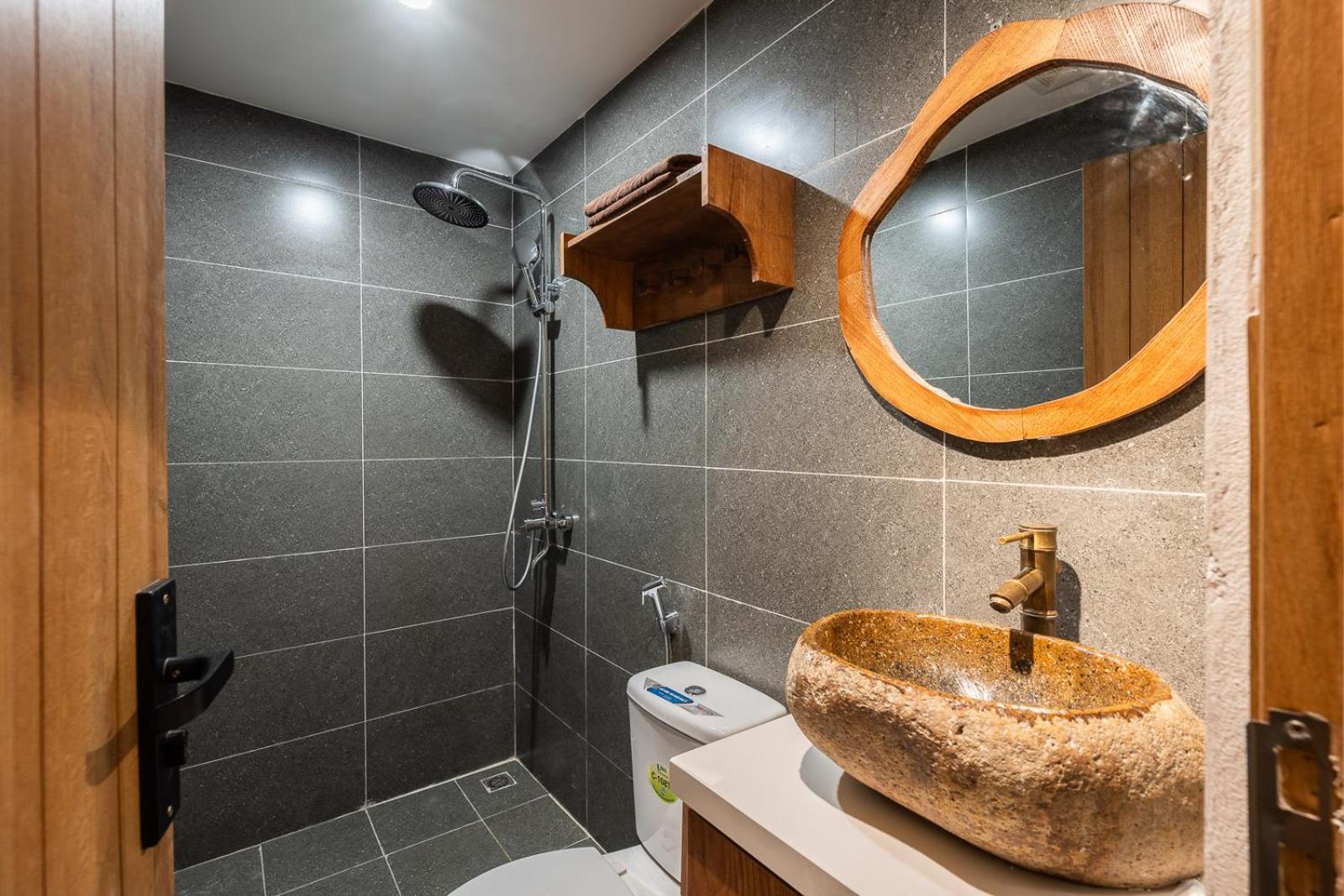 Apartment La Belle Sol Villa In Heart Of Old Quarter-2Mins To Hoan Kiem Lake-Free Laundry Hanoi