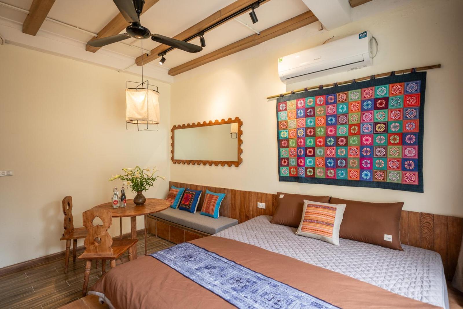 La Belle Sol Villa In Heart Of Old Quarter-2Mins To Hoan Kiem Lake-Free Laundry Apartment