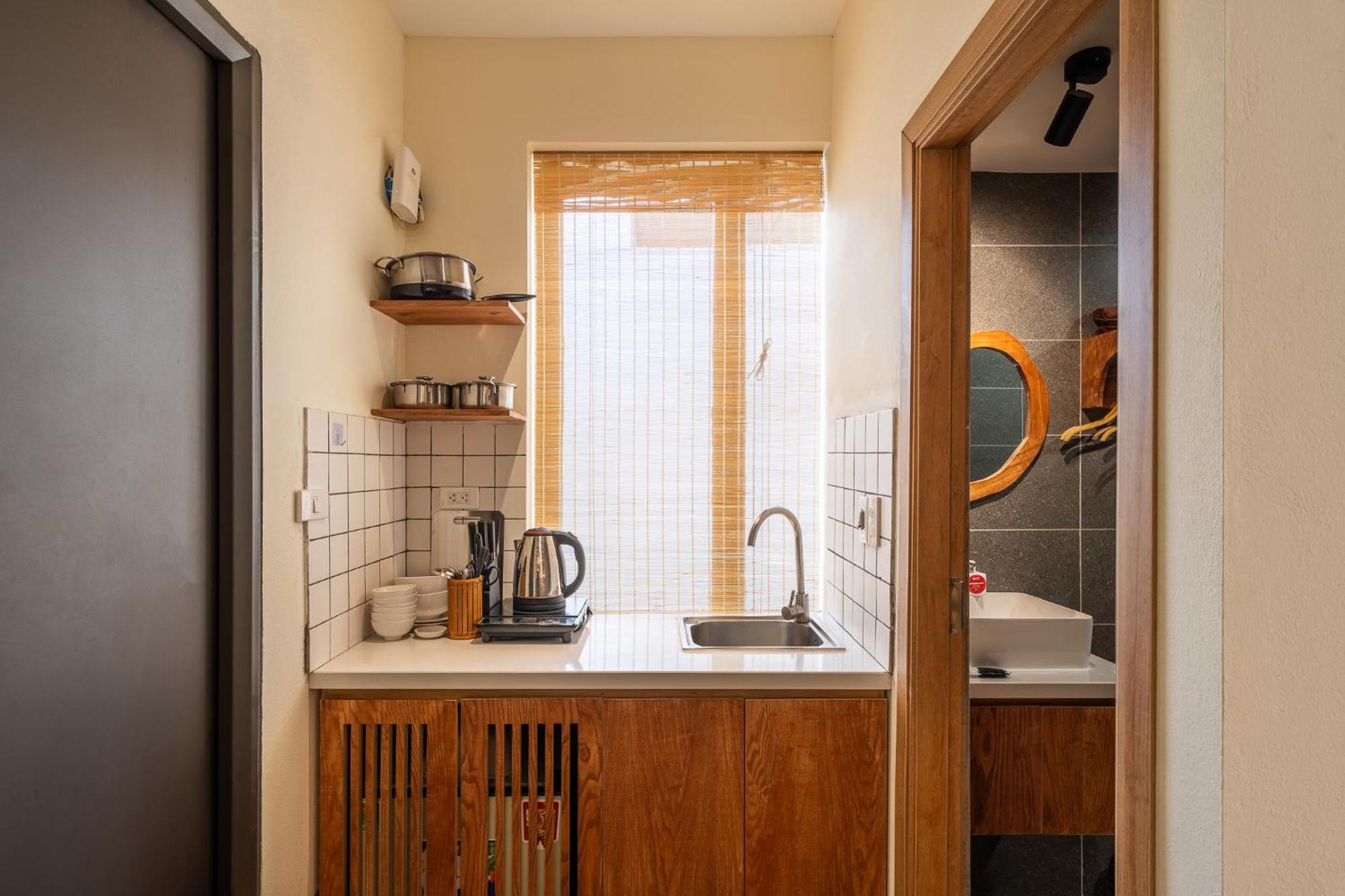 La Belle Sol Villa In Heart Of Old Quarter-2Mins To Hoan Kiem Lake-Free Laundry Apartment